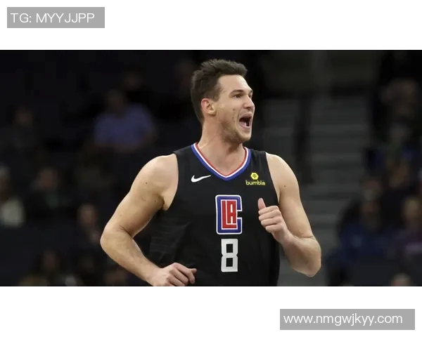 NBA最新交易动态及球队阵容调整分析 球员流动与未来展望